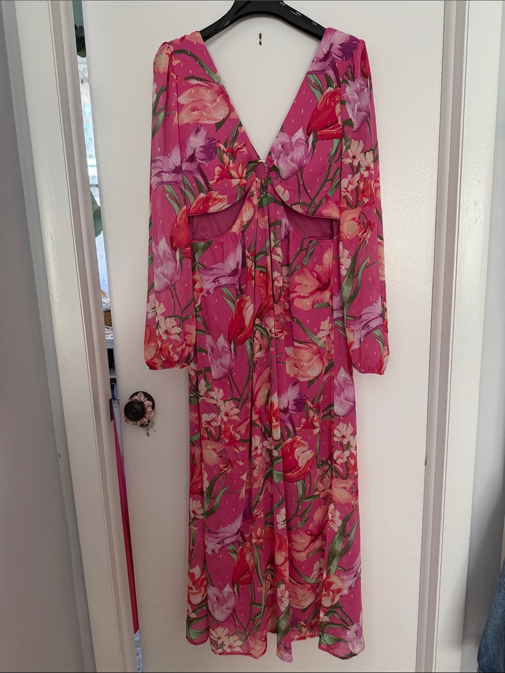 Pink Floral Long-Sleeve Maxi Dress with V-Neck and Cutout Waist